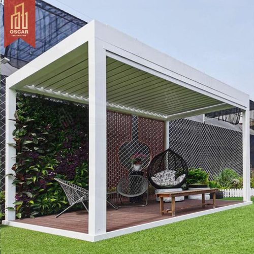 Ustomizable Waterproof Louver Blade Roof Pergola in Villa Settings Luxury Design Ideal Outdoor Events and Relaxing Spots Pergola